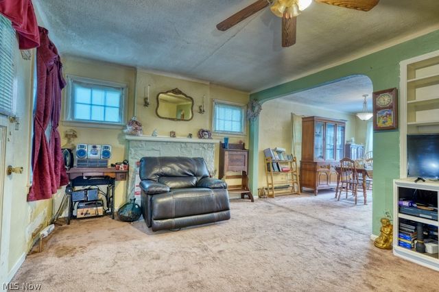37724 Lake Shore Boulevard, Eastlake, OH 44095