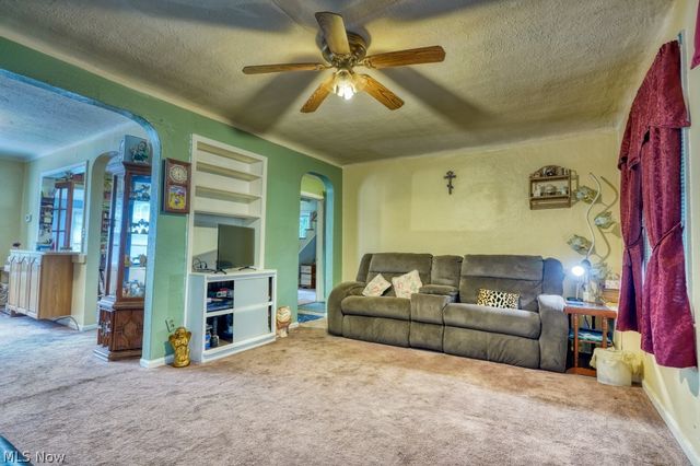 37724 Lake Shore Boulevard, Eastlake, OH 44095