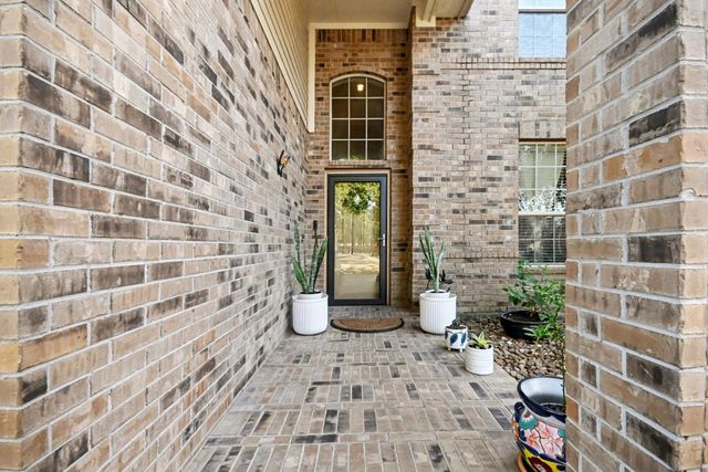 437 Holly Branch Lane, League City, TX 77565