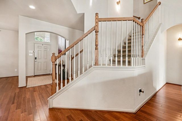 437 Holly Branch Lane, League City, TX 77565