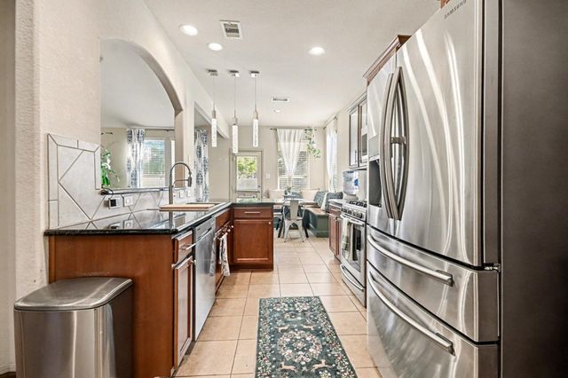 437 Holly Branch Lane, League City, TX 77565