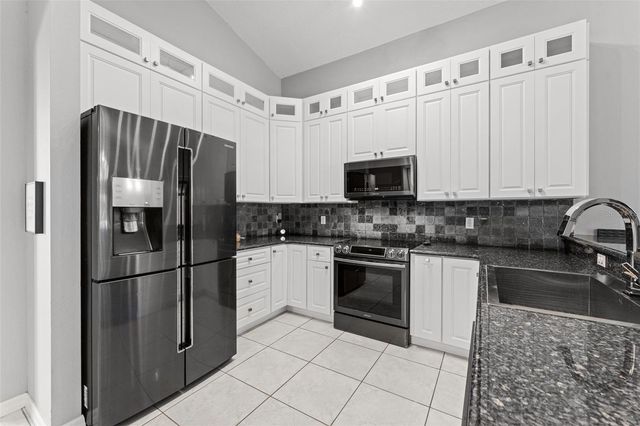 10037 PORTOFINO DRIVE, Orlando, FL 32832