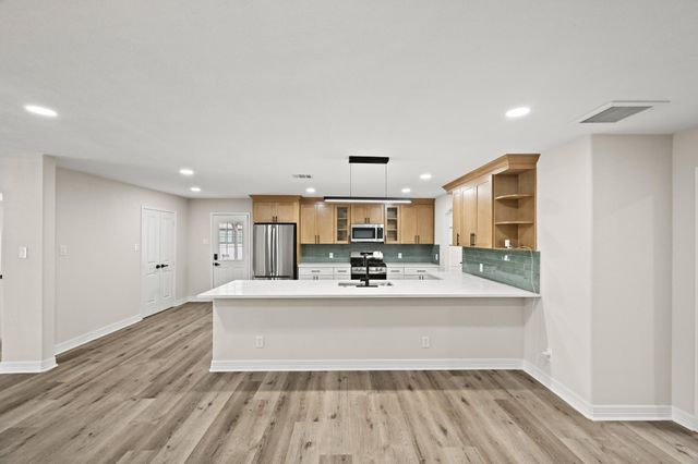 3011 Freshmeadows Drive, Houston, TX 77063