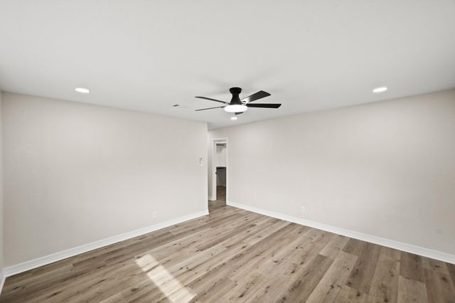 3011 Freshmeadows Drive, Houston, TX 77063