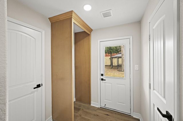 3011 Freshmeadows Drive, Houston, TX 77063