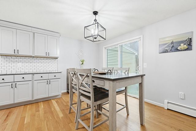 33 Santoro Road, Worcester, MA 01606