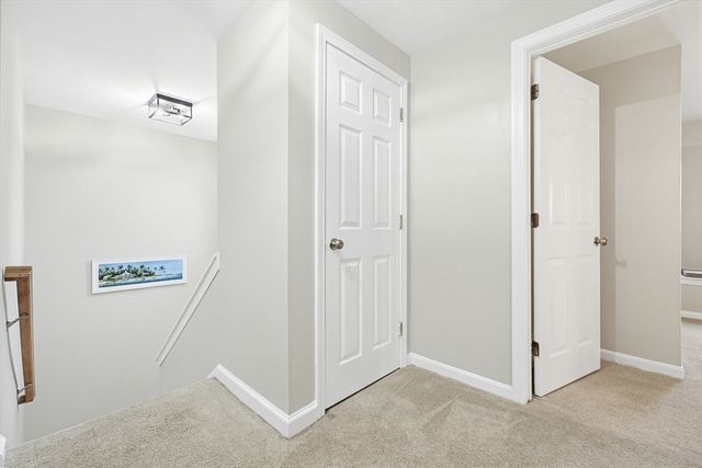 33 Santoro Road, Worcester, MA 01606