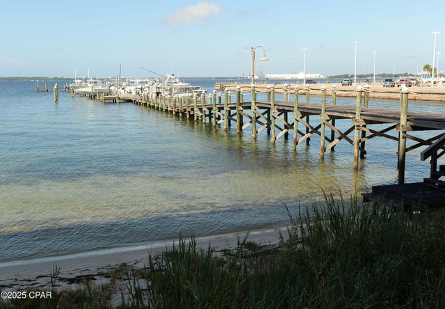 3001 W 10th Street 711, Panama City, FL 32401