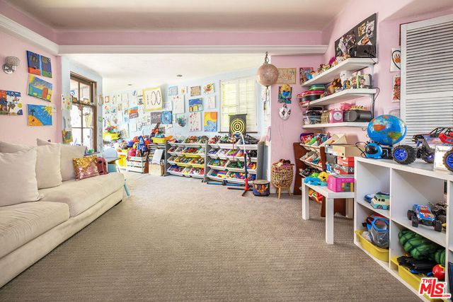 10365 Holman Avenue, Los Angeles, CA 90024