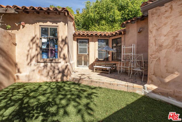 10365 Holman Avenue, Los Angeles, CA 90024