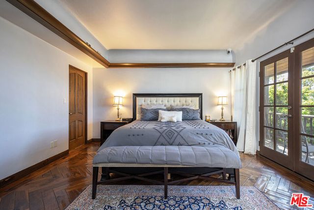 10365 Holman Avenue, Los Angeles, CA 90024