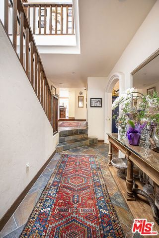 10365 Holman Avenue, Los Angeles, CA 90024