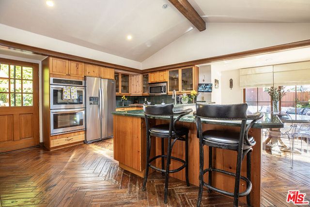 10365 Holman Avenue, Los Angeles, CA 90024