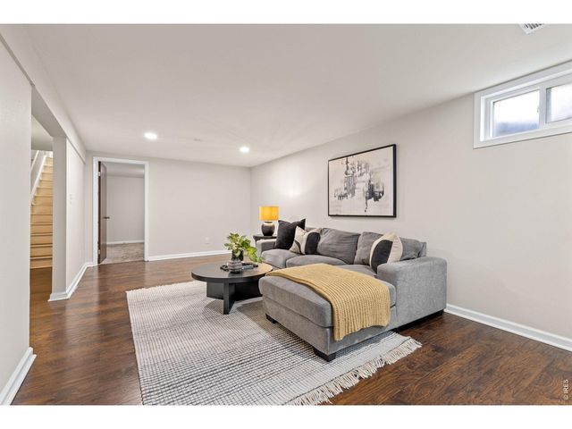 1120 Marigold Dr, Denver, CO 80221