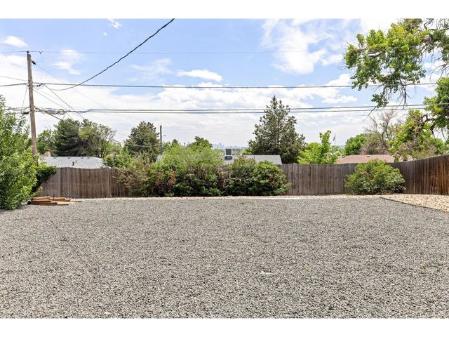 1120 Marigold Dr, Denver, CO 80221