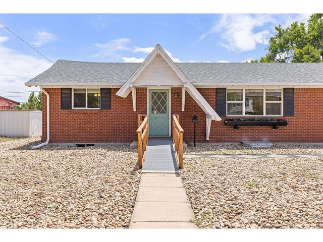 1120 Marigold Dr, Denver, CO 80221