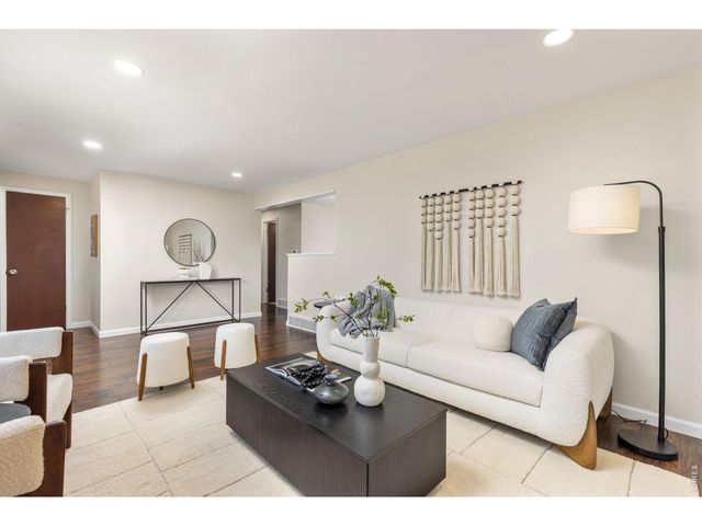 1120 Marigold Dr, Denver, CO 80221