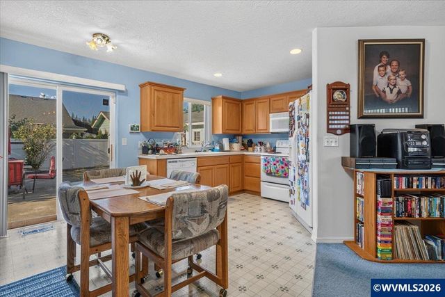 451 Whitney St, Stayton, OR 97383