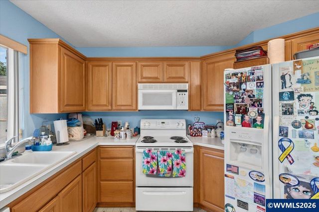 451 Whitney St, Stayton, OR 97383