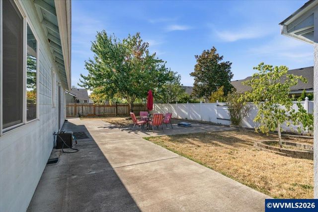 451 Whitney St, Stayton, OR 97383
