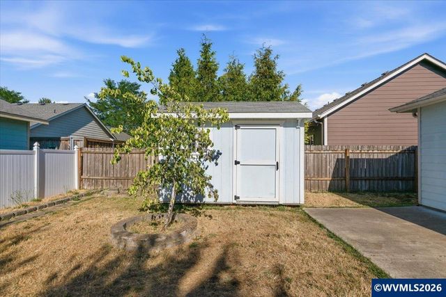 451 Whitney St, Stayton, OR 97383