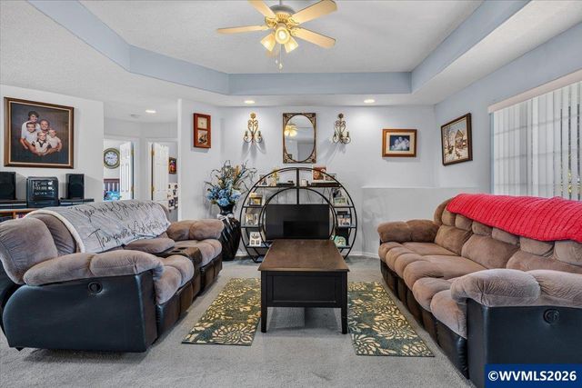 451 Whitney St, Stayton, OR 97383