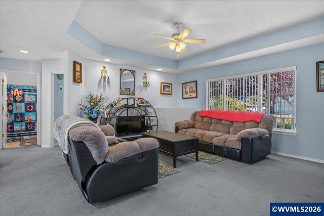 451 Whitney St, Stayton, OR 97383