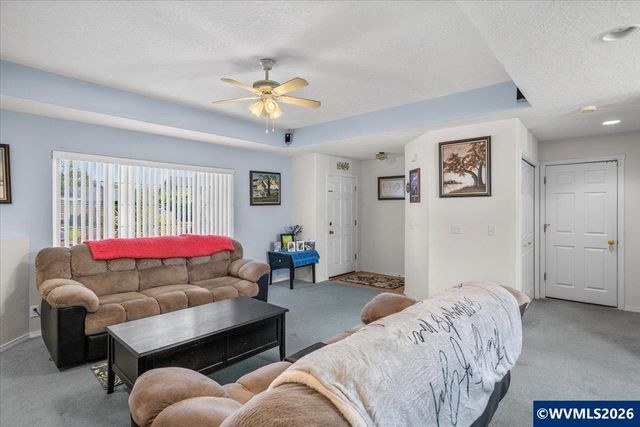451 Whitney St, Stayton, OR 97383