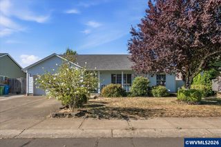 451 Whitney St, Stayton, OR 97383
