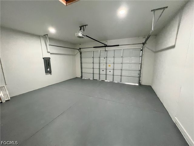 4333 NW 34th LN, Cape Coral, FL 33993