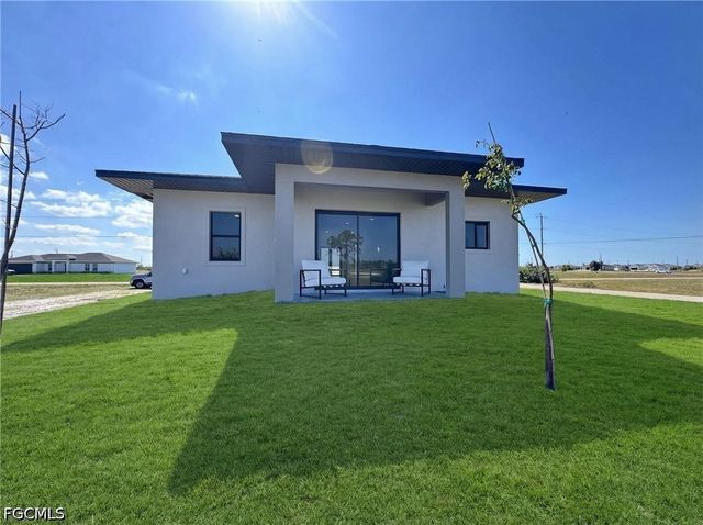 4333 NW 34th LN, Cape Coral, FL 33993