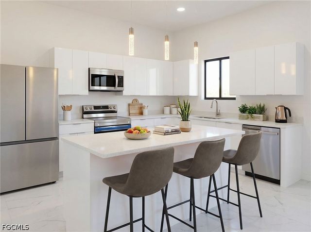 4333 NW 34th LN, Cape Coral, FL 33993