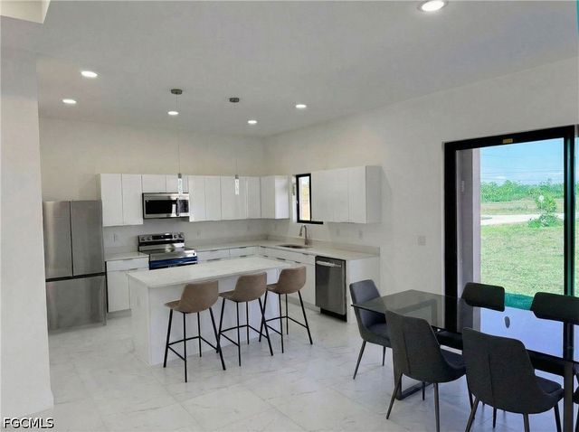 4333 NW 34th LN, Cape Coral, FL 33993