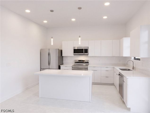 4333 NW 34th LN, Cape Coral, FL 33993