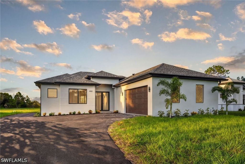 3261 31ST AVE NE, Naples, FL 34120