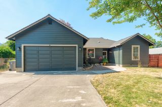 1229 SE N Street, Grants Pass, OR 97526