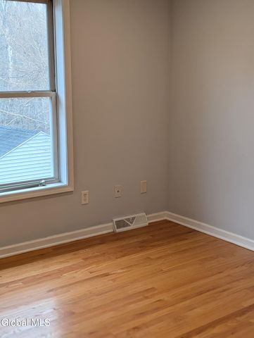 44 Bancker Avenue, Glenville, NY 12302