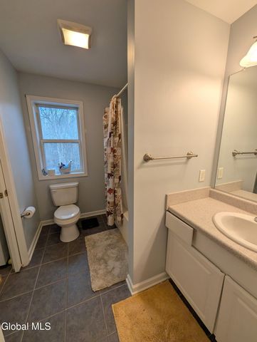 44 Bancker Avenue, Glenville, NY 12302