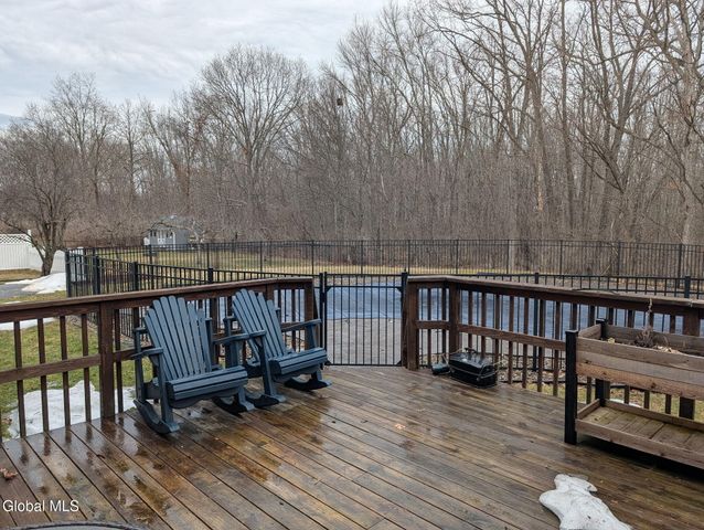 44 Bancker Avenue, Glenville, NY 12302