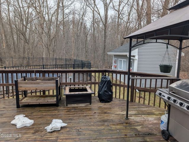 44 Bancker Avenue, Glenville, NY 12302