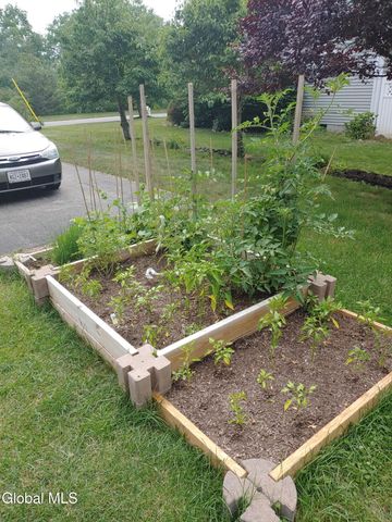 44 Bancker Avenue, Glenville, NY 12302