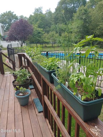 44 Bancker Avenue, Glenville, NY 12302