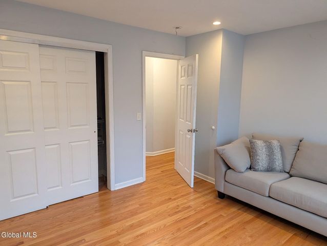 44 Bancker Avenue, Glenville, NY 12302