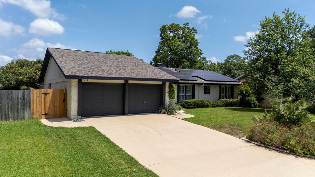 2404 Coral Ridge CIR, Austin, TX 78747