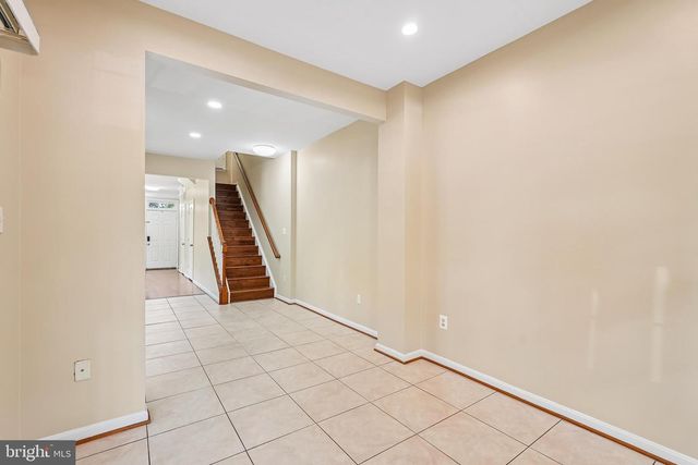 13135 PARK CRESCENT CIR, Herndon, VA 20171