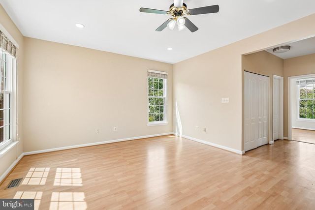 13135 PARK CRESCENT CIR, Herndon, VA 20171