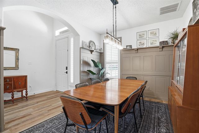 1012 Huntington Trail, Mansfield, TX 76063