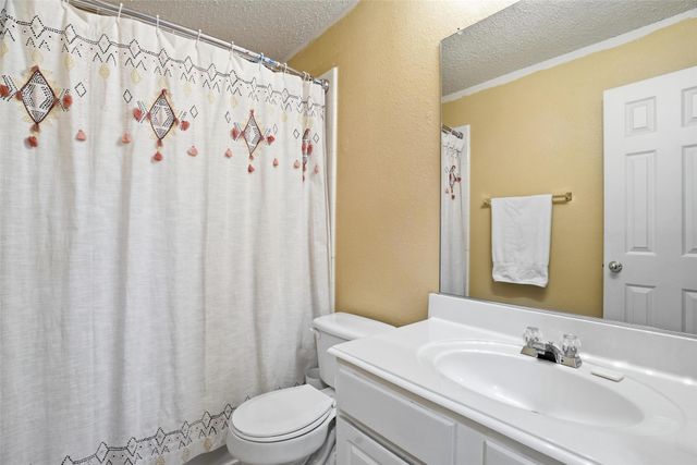 1012 Huntington Trail, Mansfield, TX 76063