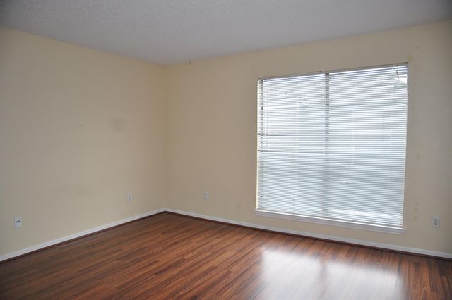 3754 Tanglewilde Street C16, Houston, TX 77063