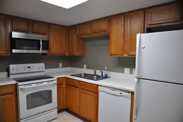 3754 Tanglewilde Street C16, Houston, TX 77063